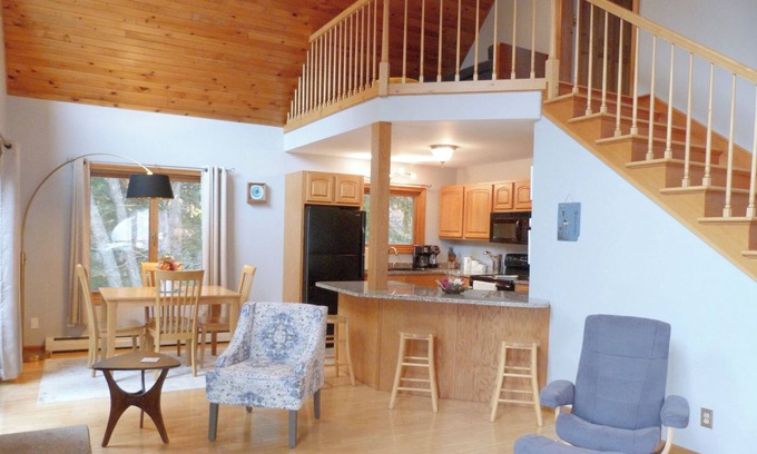 Brooksville Cottage | Charming two-bedroom cottage on Cape Rosier walking distance to Bakeman Beach!