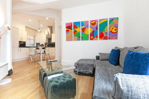Campden Apartment | Charming Two-Bedroom Flat in Notting Hill