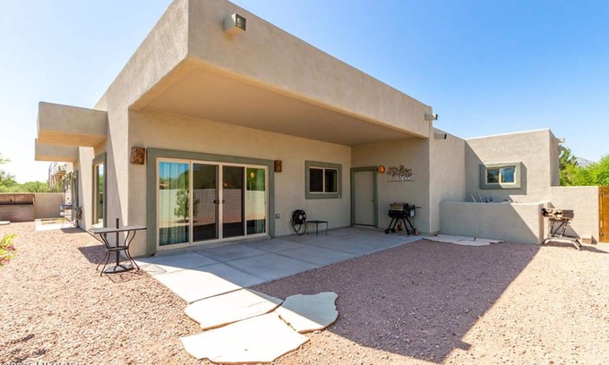 Tubac House | Charming two-bedroom in Tubac Golf Resort