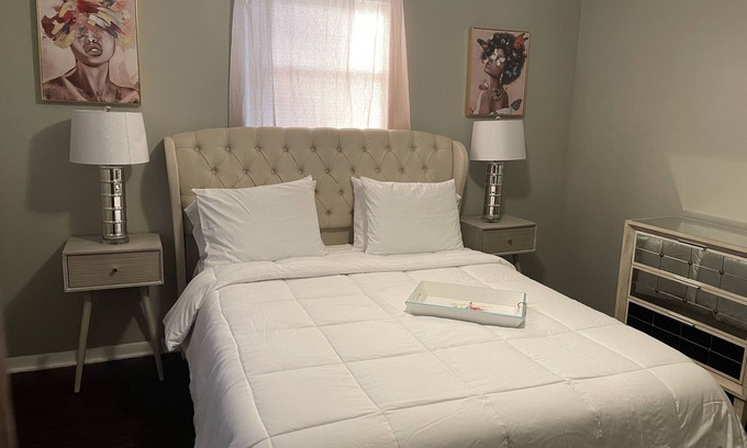 Dayton Apartment | Charming Two-Bedroom Retreat: Your Ideal Urban Oasis Awaits!
