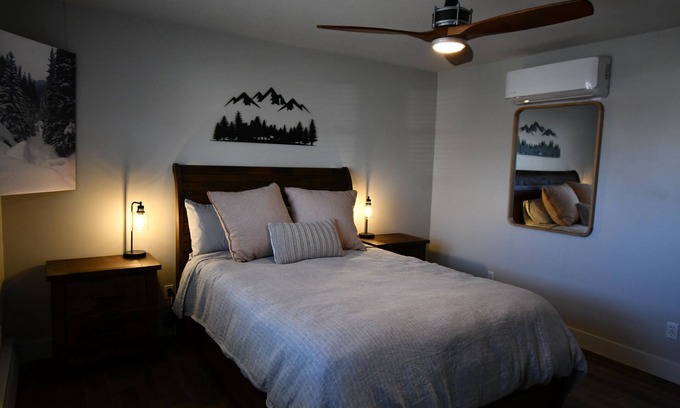 Spearfish House | Charming Two Bedroom Bungalow on Jackson in Spearfish, SD