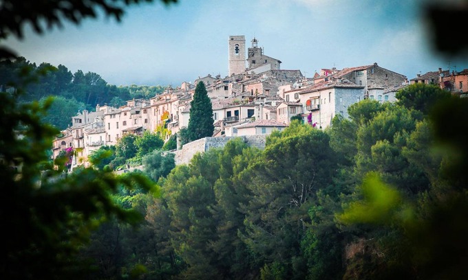 Saint-Paul-de-Vence Villa | CHARMING VILLA 💖Panoramic views of sea & mountain, private sunny terraces, pool