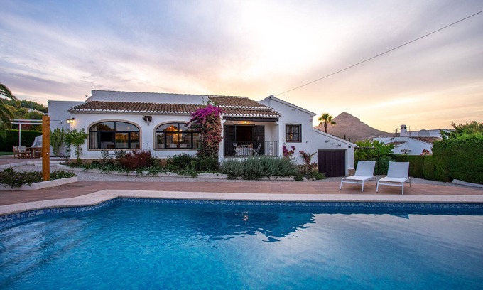 Javea Villa | Charming villa 3 Bedrooms, Private Pool, BBQ, Wifi, Airco, 5 min to beach