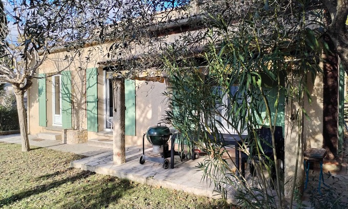 Venterol Villa | Charming Villa Bellevue in Venterol 26110 2 Bedroom for 6 People