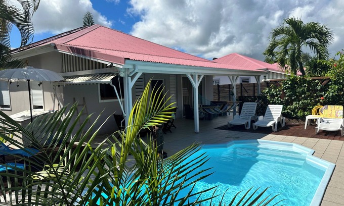 Dubedou Villa | Charming villa comfortable secure residence