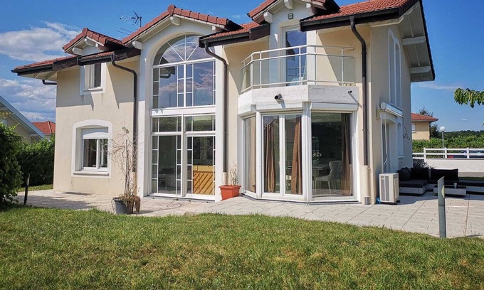Chens-sur-Leman House | Charming villa near lake Geneva