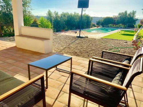 Pedrogao Villa | Charming Villa in Casais de São Bras with Mountain View