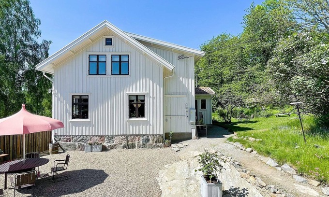 Orust Municipality House | Charming Villa Retreat-By Traum
