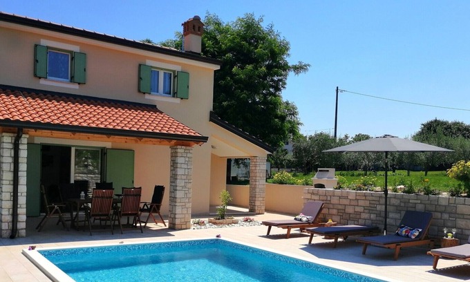 Radini Villa | Charming Villa Stella with swimming pool