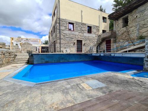 Bouro Villa | Charming Villa with Pool and Jacuzzi - Terras de Bouro