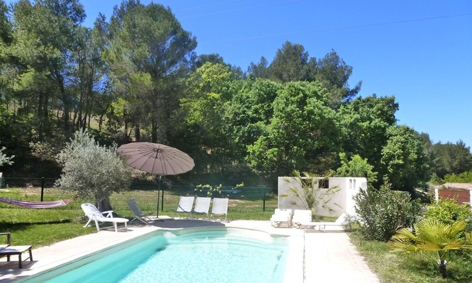 Meyrargues Villa | Charming villa with fenced pool in Aix-en-Provence