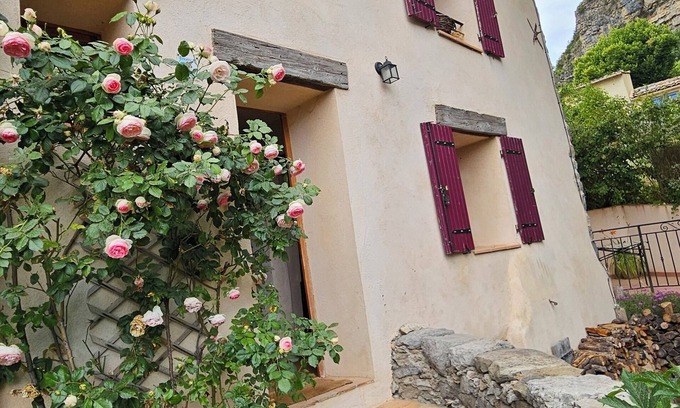 Castellane House | Charming village house in the Verdon