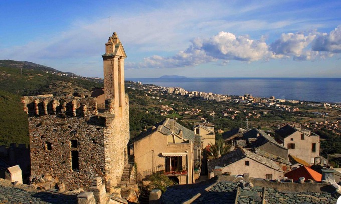 Furiani House | Charming village house near the sea casa di paese vicino al mare