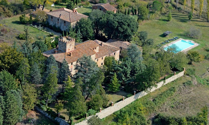Bucine Villa | Charming villas for holidays and weddings , cooking class, Wi-fi