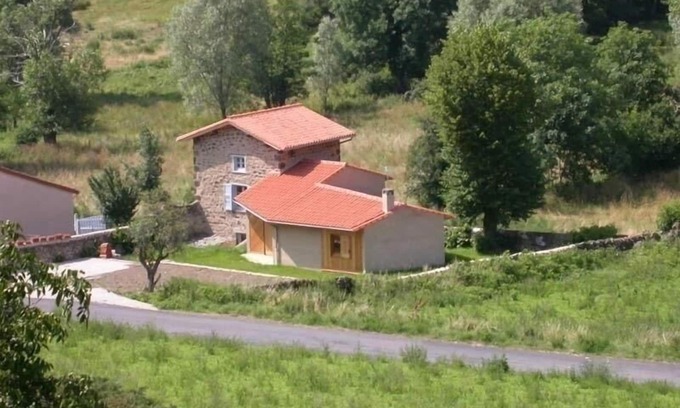 Polignac Cottage | Charming Vineyard House Near Historic Puy-en-Velay with Enclosed Garden and Family Amenities