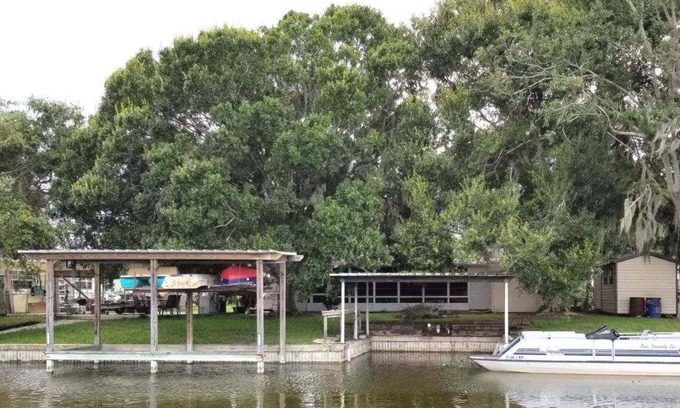 Buckhead Ridge House | Charming Waterfront-Carport, Lake O Access, NEW Central AC, Covered Boat Docking