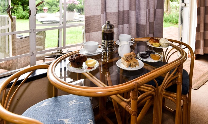 Muldersdrift House | Charming Yellowwood Cottage for 2 People in Spacious Garden!