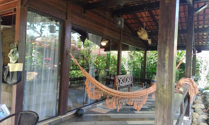 Sao Sebastiao House | Charmosa casa com churrasq na praia de Camburi