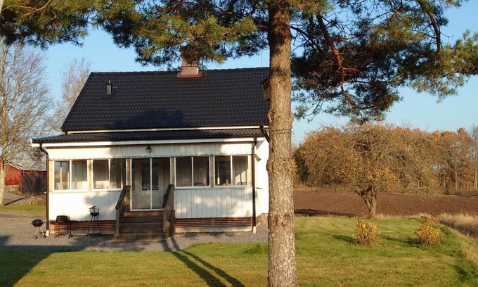 Trollhattan Municipality House | Charmy house with the nature just around the corner