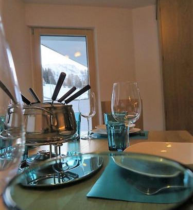 Ravaisch Apartment | Chasa Max