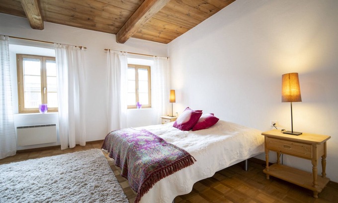Sent Apartment | Chasa Scaletta: Large maisonette with lots of charm in the centre of Sent