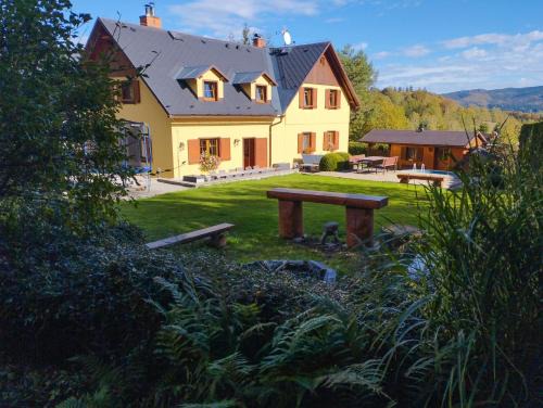 Bela pod Pradedem Ski Chalet | Chata Esty
