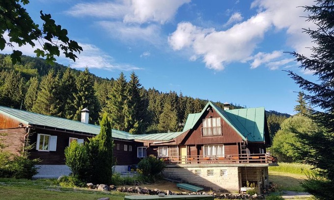 Horna Lehota Ski Chalet | Chata Grizzly