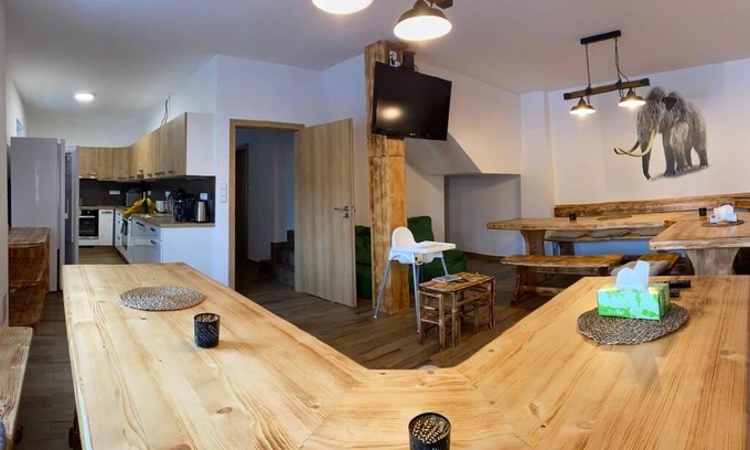 Loucna Pod Klinovcem Ski Chalet | Chata Mamutka-New