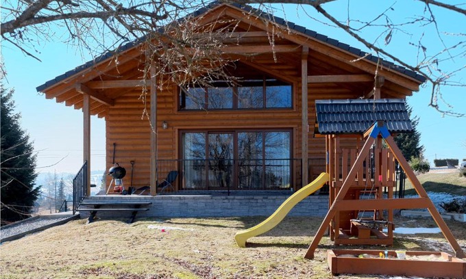 Oravska Lesna Ski Chalet | Chata Trajlínky