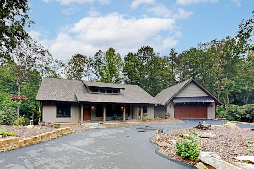 Pisgah Forest House | Chateau Boylston