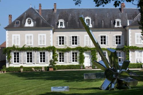 Montigny-la-Resle House | Chateau De La Resle - Design Hotels