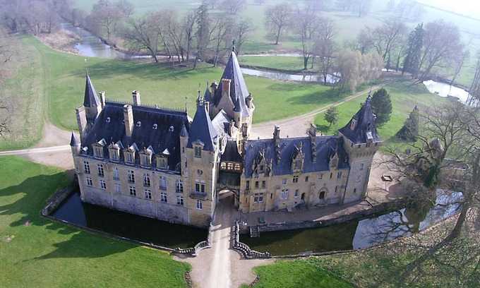 La Fermete House | Chateau de Prye