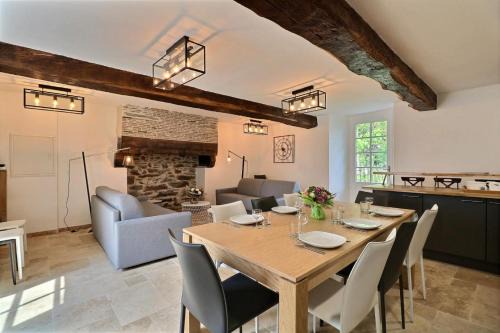 Chavagne Apartment | Chateau des Fontenelles