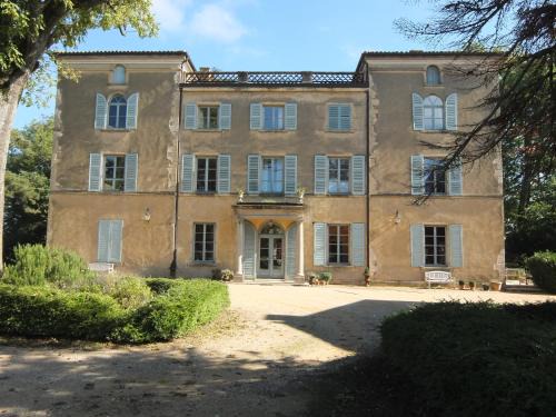 Hurigny Bed & Breakfast | Chateau des Poccards