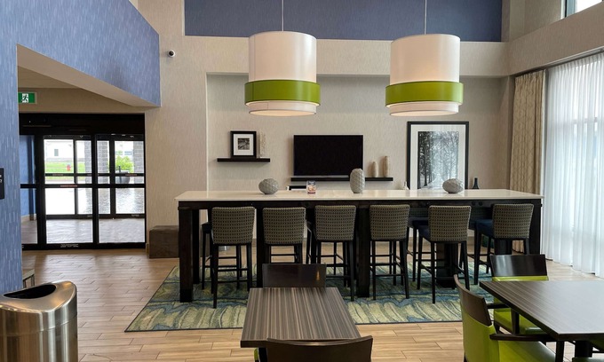 Fredericton Hotel | Chateau Fredericton, Trademark Collection by Wyndham