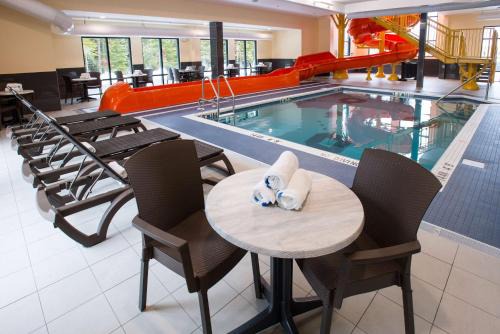 Fredericton Hotel | Chateau Fredericton, Trademark Collection by Wyndham