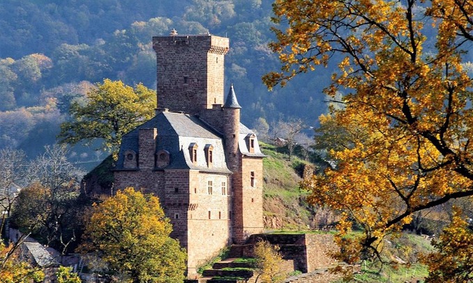 Mouret Bed & Breakfast | CHATEAU LA SERVAYRIE - Chambre d'hôtes