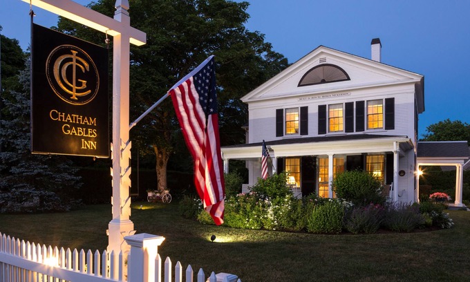 Chatham Bed & Breakfast | Chatham Gables Inn