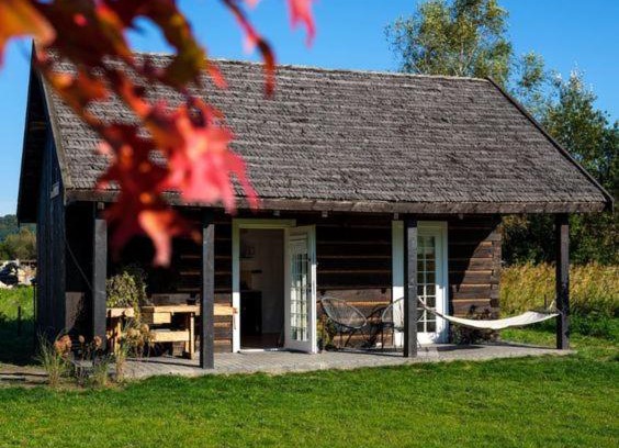 Kostrze House | Chatka w trawach