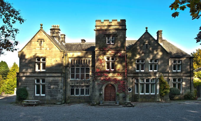 Wormhill Cottage | Chatsworth Apartment - sleeps 4 guests in 1 bedroom