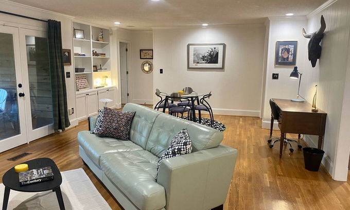 Chattahoochee Hills House | Chattahoochee Hills Lakehouse Retreat