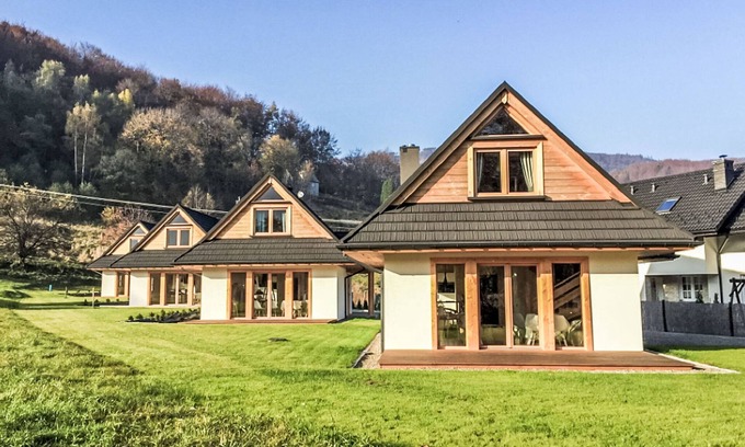 Szczyrk House | Chaty Pod Beskidkiem by Interhome