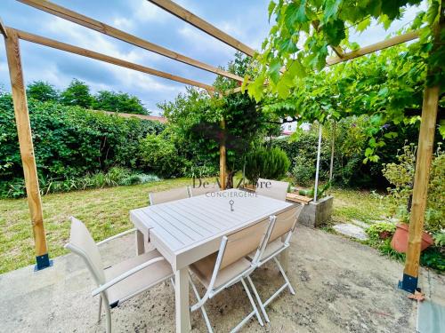 Echillais House | ChaviD 17 - Spacieuse maison avec jardin