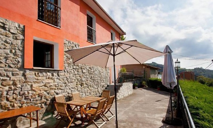 Bohiles Cottage | Cheap rural accommodation in small village ideal families