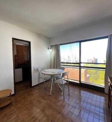 La Perla Apartment | Check and Home - Yrigoyen - 2 Huéspedes en el Centro