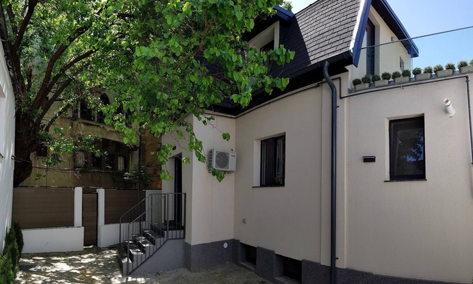Bucharest City-Centre Villa | Check out the coolest villa in town