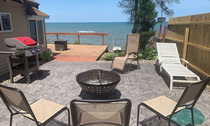 Port Hope Cottage | Check out the incredible view of Lake Huron!