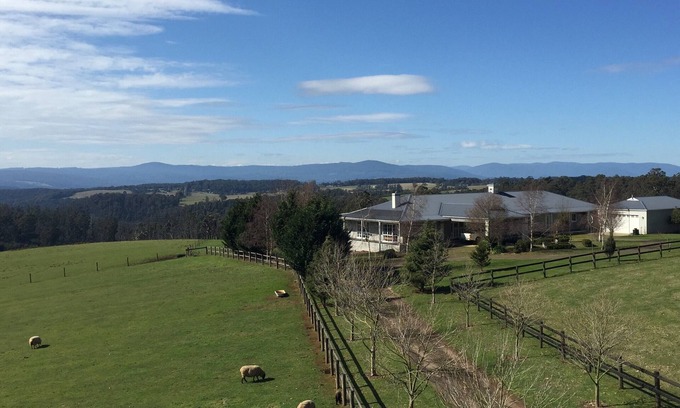 Kinglake Central House | Cheeky Fox Retreat, a venue for wellbeing retreats and group getaways