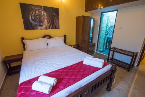 Kalapet Apartment | Cheerful 2-bedroom near Auro Beach
