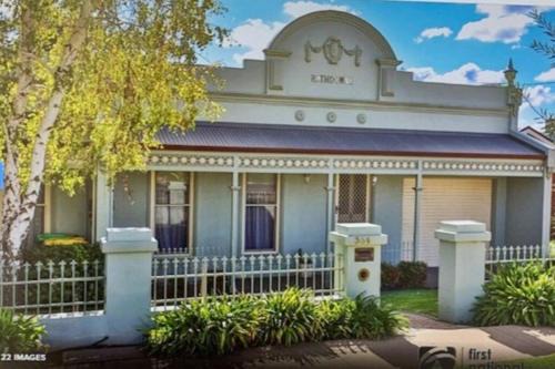 Mildura Apartment | Cheerful 2 bedroom townhouse with secure parking